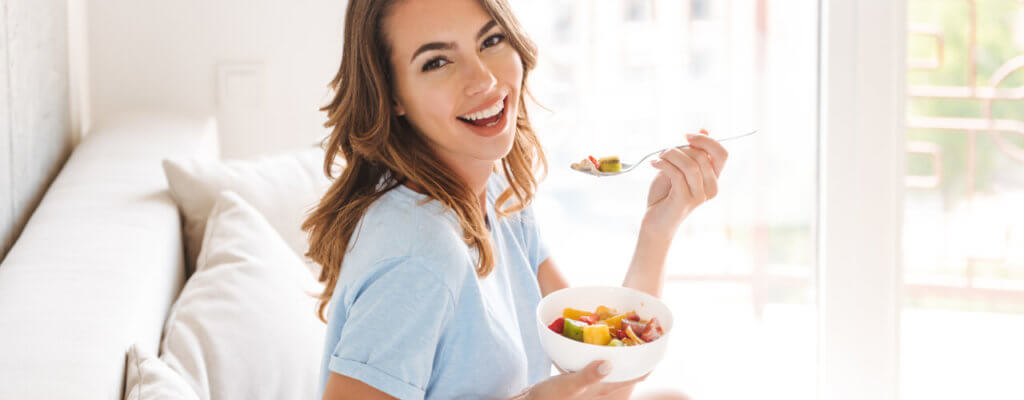 woman eating healthy food